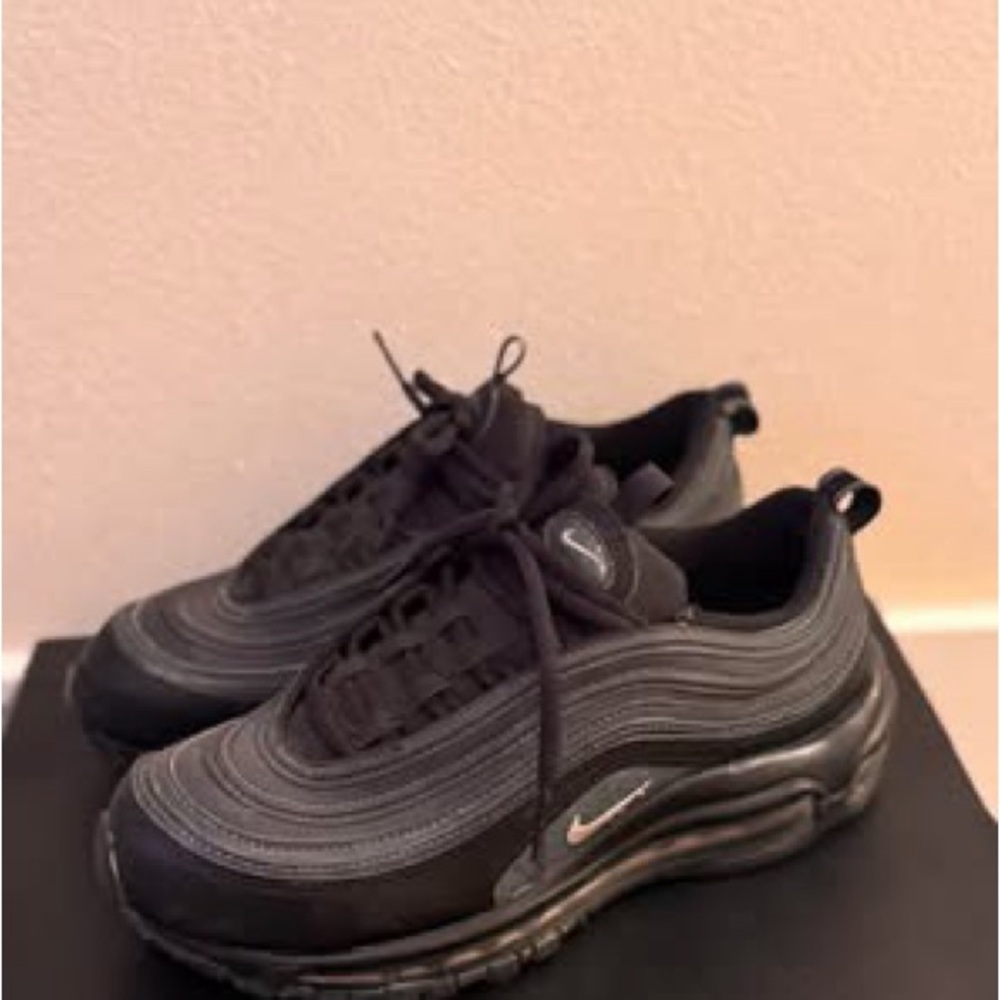 Women's Nike AirMax 97